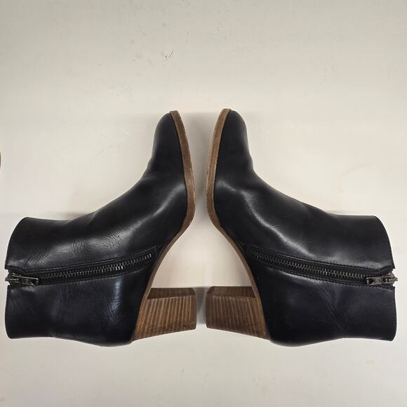 J. Crew Aggie Classic Black Leather Heeled Ankle Boot, Size 8.5, Made in Italy - Picture 2 of 10